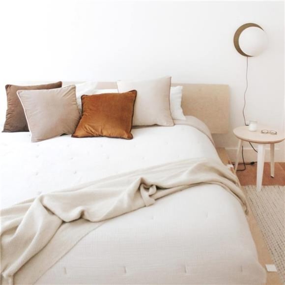 Decorative Throw Pillow Covers Cushion Cases, Set of 4 Soft Velvet Modern - Picture 2 of 7